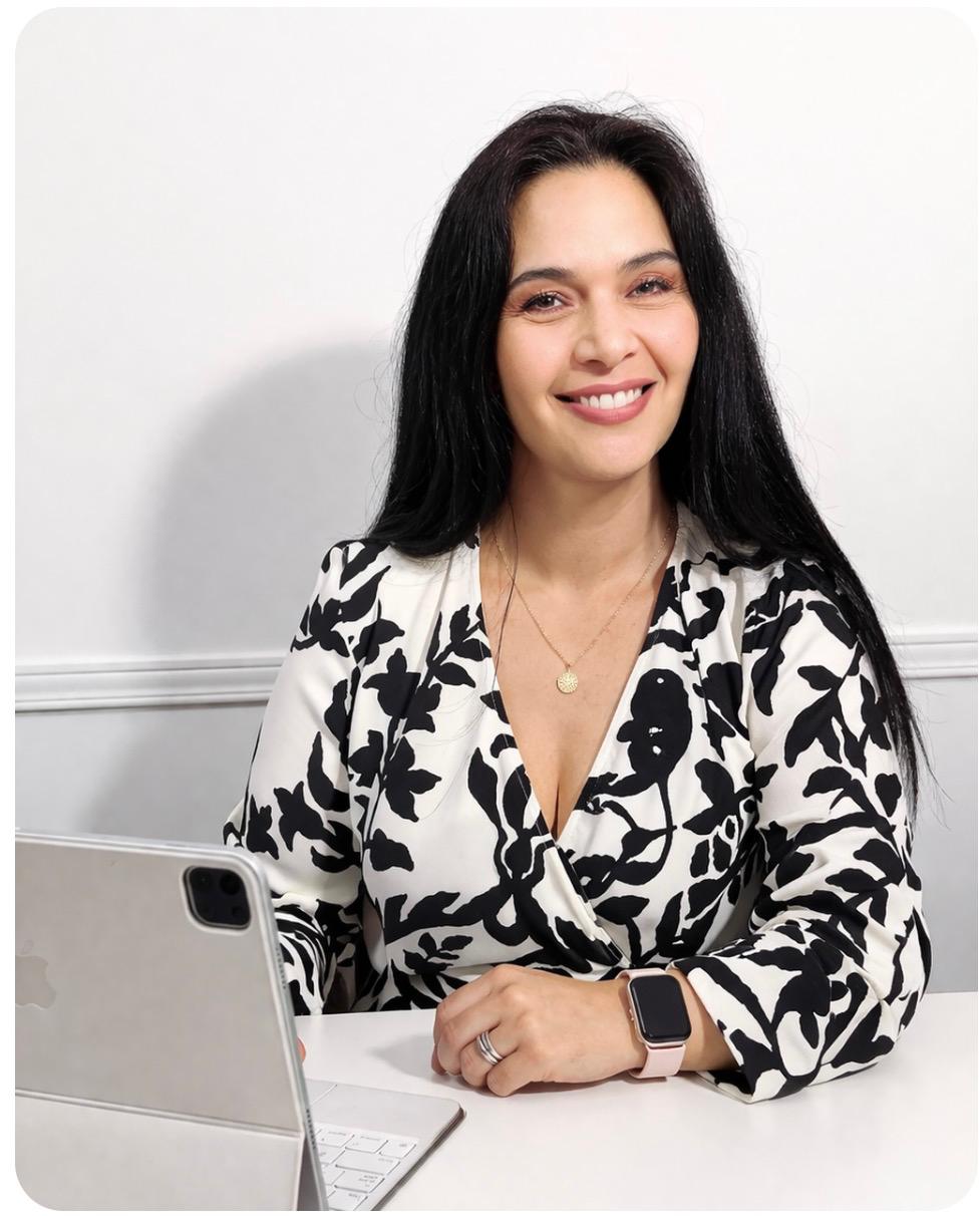 Angela Murcia, CEO de EXPOD INC